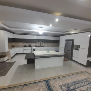 آپارتمان 210 متر/ سند دار/ اندیشه