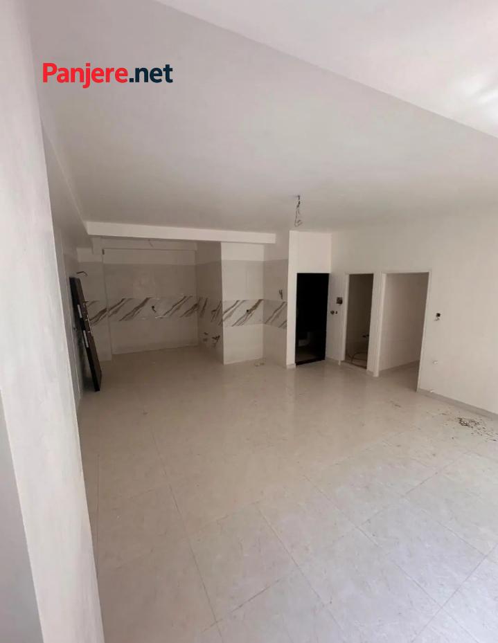 واحد سنددار نوساز خیابان حافظ 65متری - Image 3