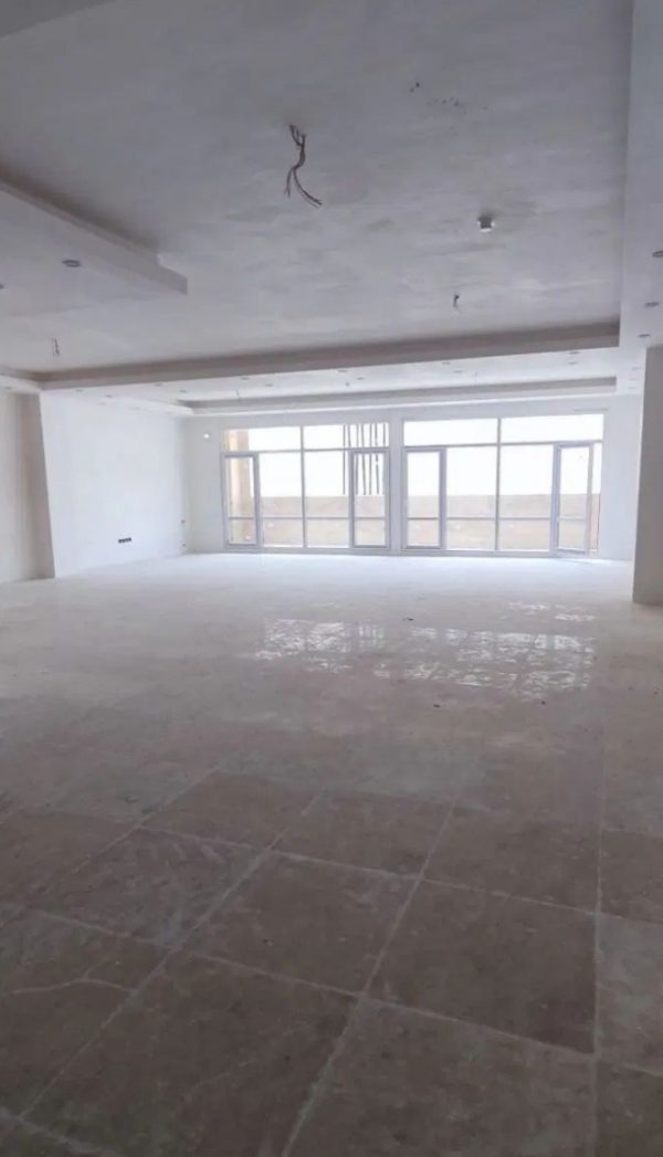 واحد سنددار نوساز خیابان حافظ 200متری - Image 6