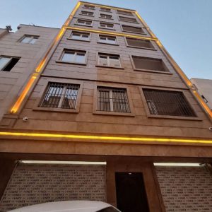 واحد سنددار نوساز خیابان حافظ 65متری