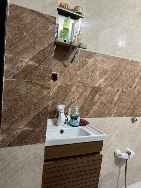واحد سنددار نوساز خیابان حافظ 150متری - Image 5