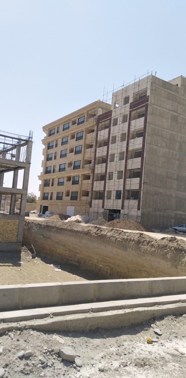 زمین در محمدشهر همایون ویلا 370متری - Image 2