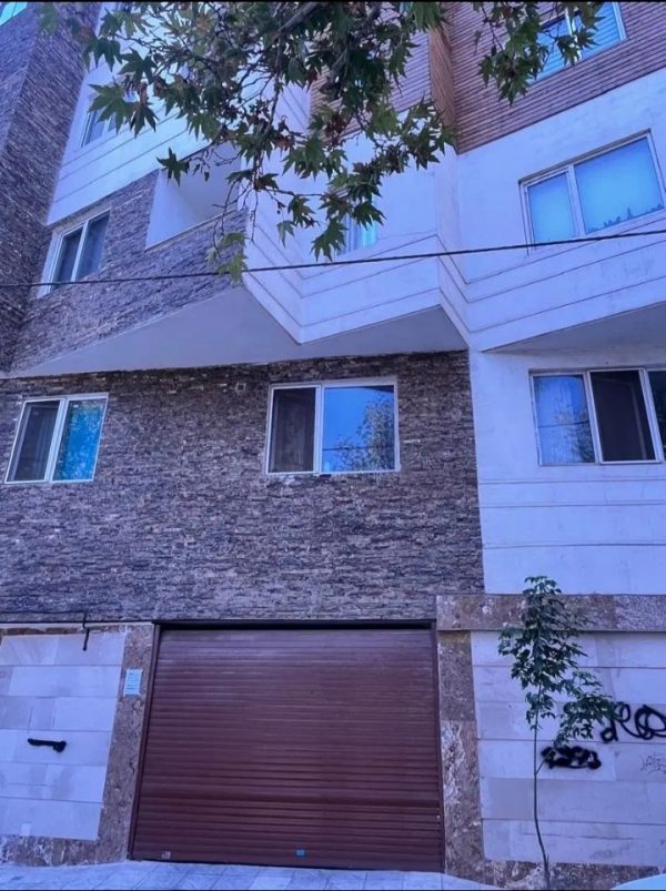 واحد سنددار محمدشهر فرمانیه 133متری