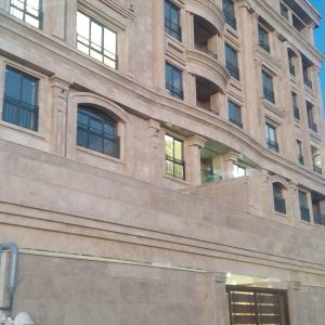 واحد سنددار محمدشهر خیابان امیرکبیر نوساز110متری